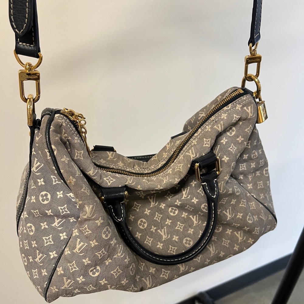 Louis Vuitton Monogram Shoulder Bag - Gray and Black
